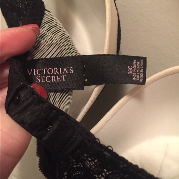 Victoria's Secret Dream Angels Push Up Lingerie - Picture 4 of 6